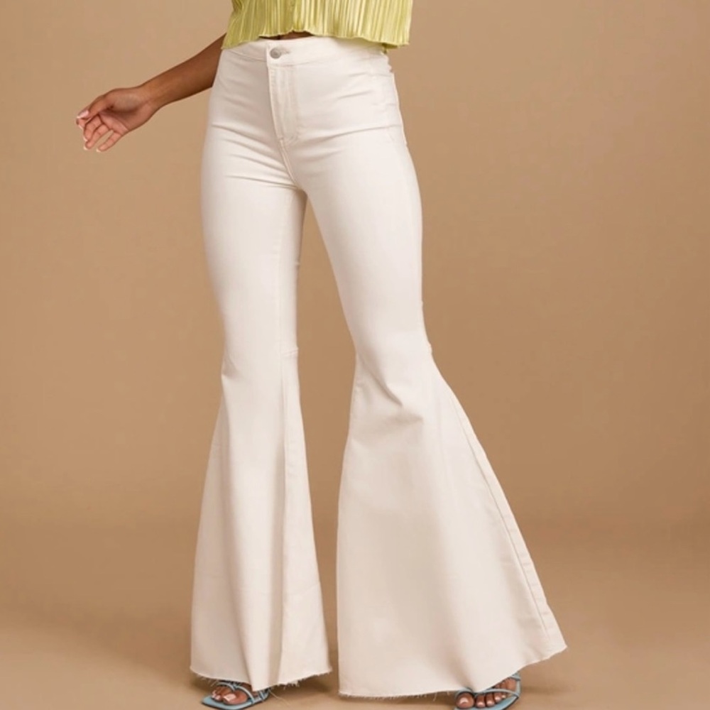 LIKE NEW Free People Just Float On Flare High Rise Jeans White